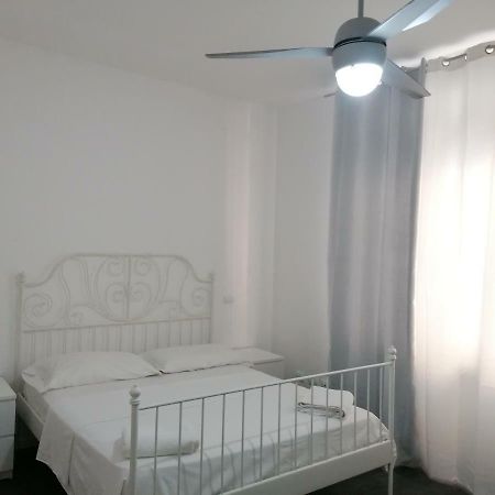 ホテル Casa Nuccia 1 ミラノ エクステリア 写真