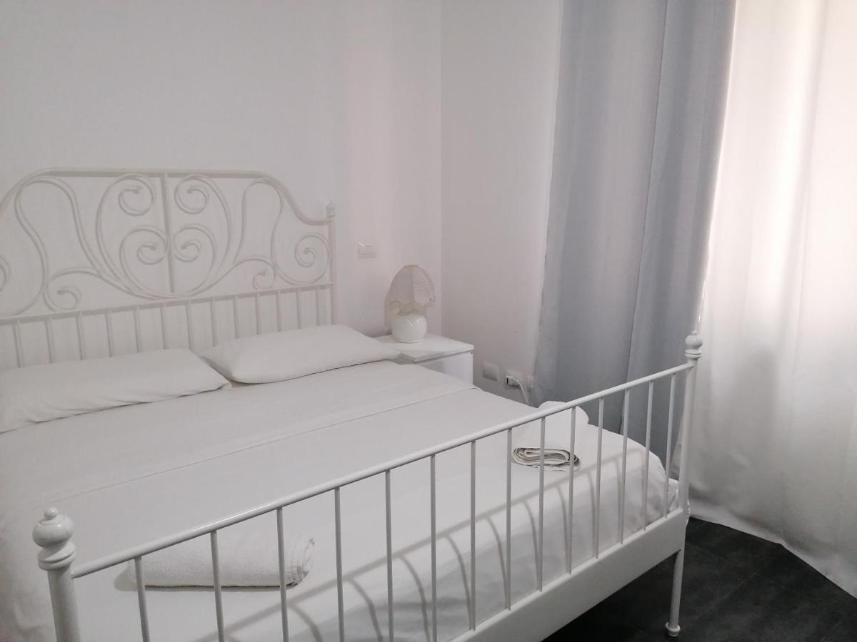 ホテル Casa Nuccia 1 ミラノ エクステリア 写真